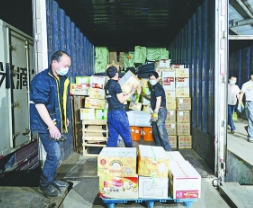 機場貨物運輸三兄弟：液壓搬運車、叉車、堆垛車